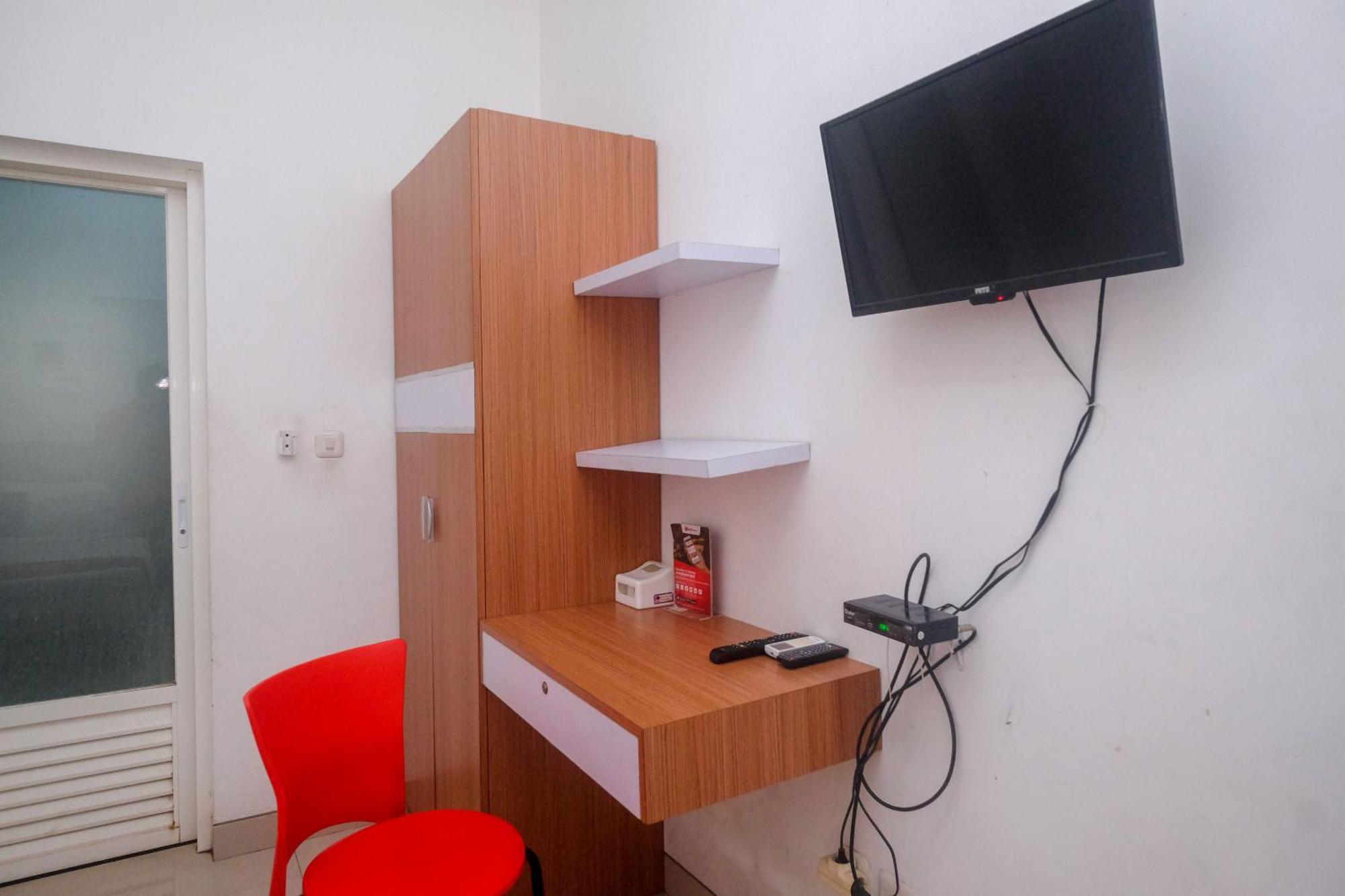 Reddoorz Syariah Near Simpang Lima Semarang Hotel Jomblang Bagian luar foto